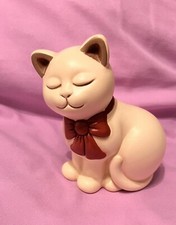 Thun Gatto Bianco con Fiocco Rosso 15 Cm