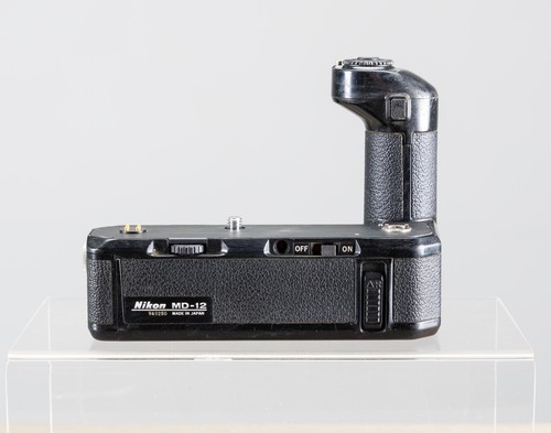 Nikon motor drive - md-12,