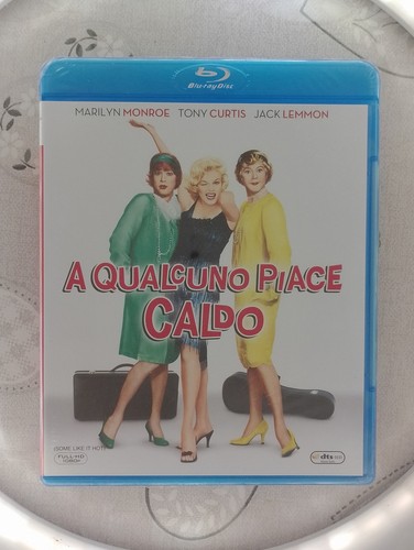 Qualcuno piace caldo blu - qualcuno,