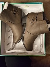 Brown, ankle bootie size 6.5