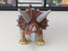 LEGO Dinosaur Triceratops tricera01