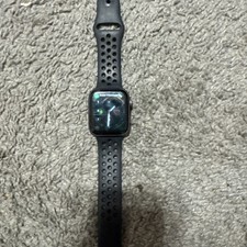 Apple Watch Series 4, Nike+