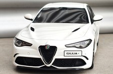 1:18 Otto Mobile Alfa Romeo