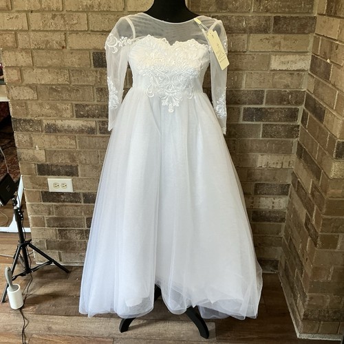 Nwt size vtg - s, gown