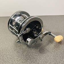 Mulinello da pesca in acqua