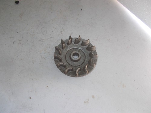 Puleggia dinamo lancia flavia - puleggia,