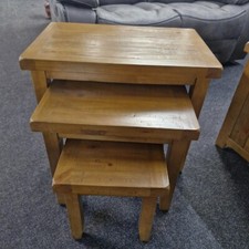 Tavolini rustici nido di pino