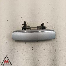 Maniglia porta esterna posteriore rh 4F0837208B per AUDI A6 MK3 C6 2004-2011 usata (92931)