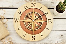 Orologio in legno da parete