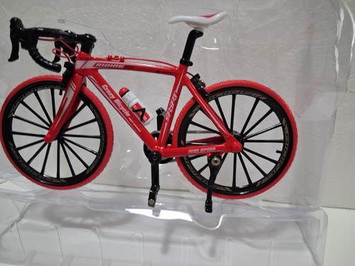 Modellino bici corsa - corsa, rossa