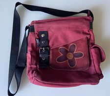 SHANKHA- BORSETTA TRACOLLA ETNICA ROSSA IN TESSUTO 24X29X9 cm