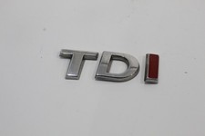 VW Passat B7 logo tdi coat of