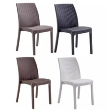 4 SEDIE IMPILABILE IN RESINA