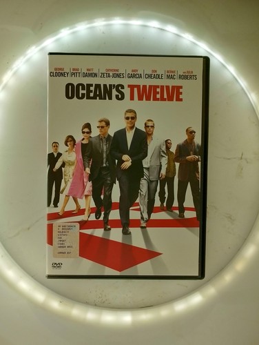 Ocean twelve dvd comenuovo - ocean's,