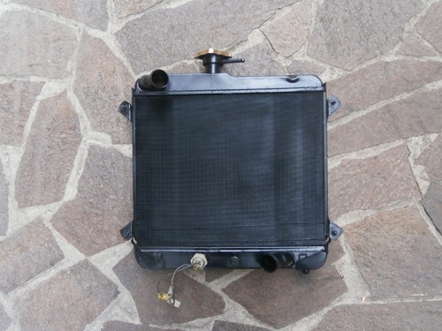 Radiatore motore acqua - radiatore, in
