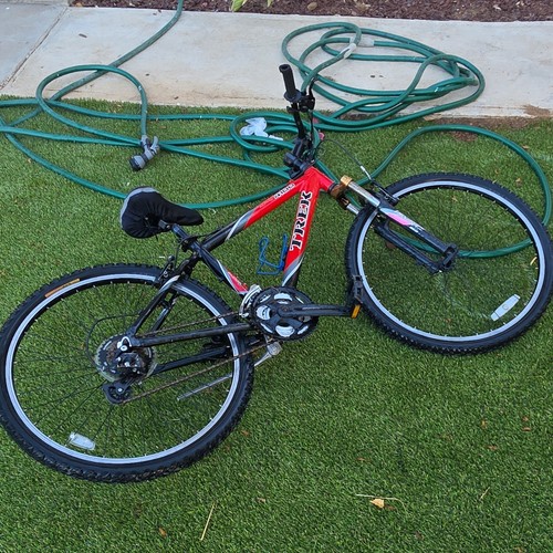Trek 3700 26in mountain bike - 3700,