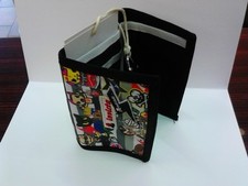 PORTAFOGLI INVICTA TOKIDOKY