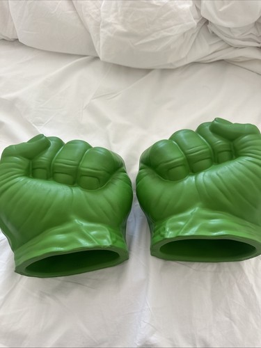 2025 hulk hands - hulk,