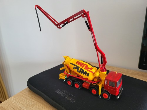 Conrad man - conrad, 1:50