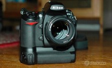 nikon d700 usata più obiettivo sigma 17-35 f 2,8 più MB-D10 nikon più batterie 