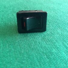 Roland Juno 106 JUNO106 - tasto di accensione ON OFF