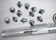 Set completo, 12 borchie