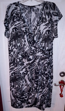 Tiana B. Abito smanicato stile avvolgente stampa animalier (2X) - usato - mai indossato