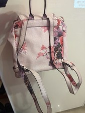 Zaino Rosa Guess 