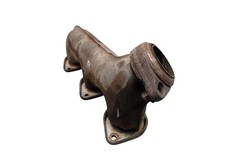 Right exhaust manifold for