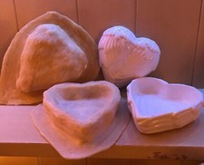 2 stampi in lattice per realizzare questo piatto portagioie ad ala d'angelo