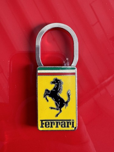 Portachiavi ferrari smaltato - portachiavi,