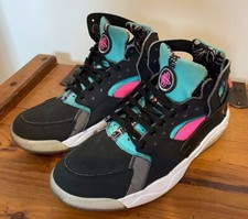 RARI STIVALI DA GINNASTICA