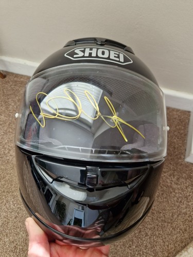Valentino rossi signed - signed, shoeing