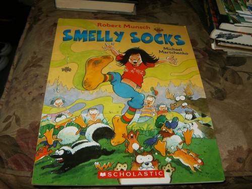 Smelly socks robert munsch - socks,