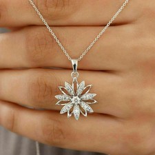 Ciondolo e collana donna