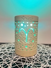 Lampada artigianale pietra Leccese con intarsio segno zodiacale