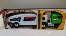 nuovo con scatola anni 70 vintage Ertl International Transtar camion auto trasporto semi