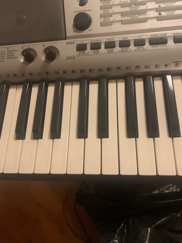 Pianola yamaha - pianola,