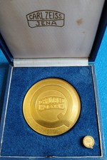 10 185 DDR Plakette+Abzeichen