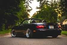 Spoiler Ducktail Mazda