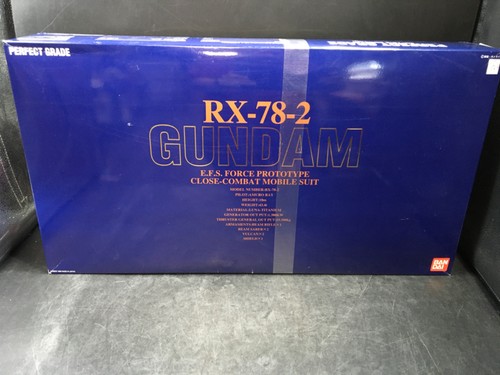 Gundam perfect grade - gundam,
