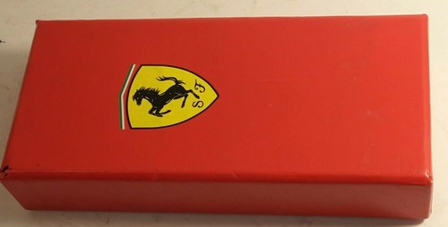 Ferrari contro scatola per - ferrari,