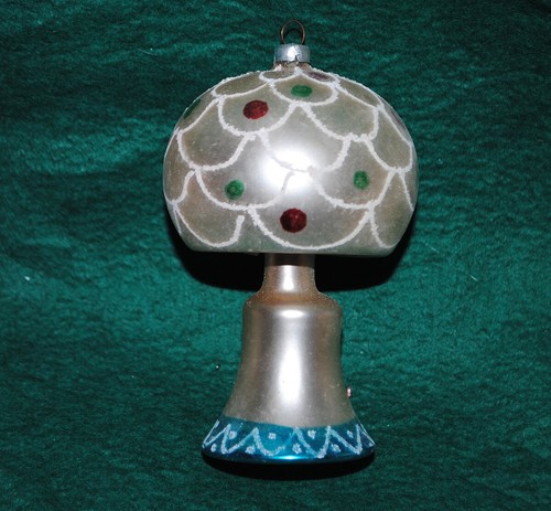 Vecchio addobbo per albero - vecchio,
