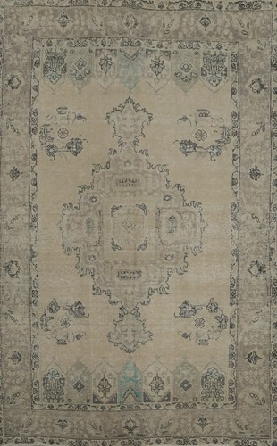 Tappeto vintage invecchiato