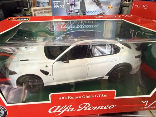 Bburago alfa romeo giulia gtam - bburago,