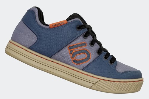 Taglia scarpe da - 7,