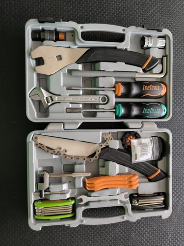 Scatola kit attrezzi utensili