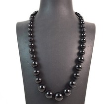 Collana a scalare in Onice