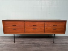 Cassettiera Italiana Anni 50 In Teak E Metallo