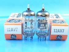 2 tubi GE corti grigi piastra